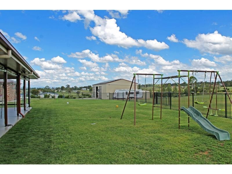 8 Condavale Drive, Warwick QLD 4370