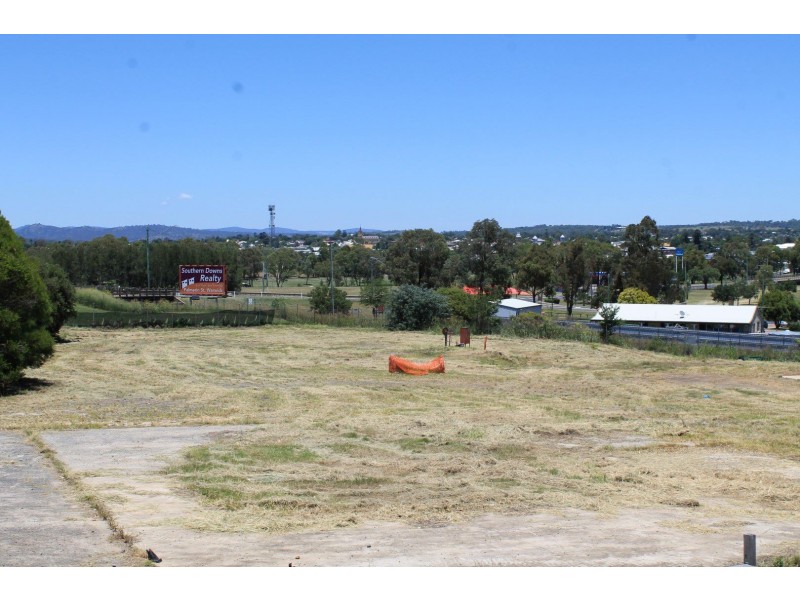 9 Alexandra Drive, Warwick QLD 4370