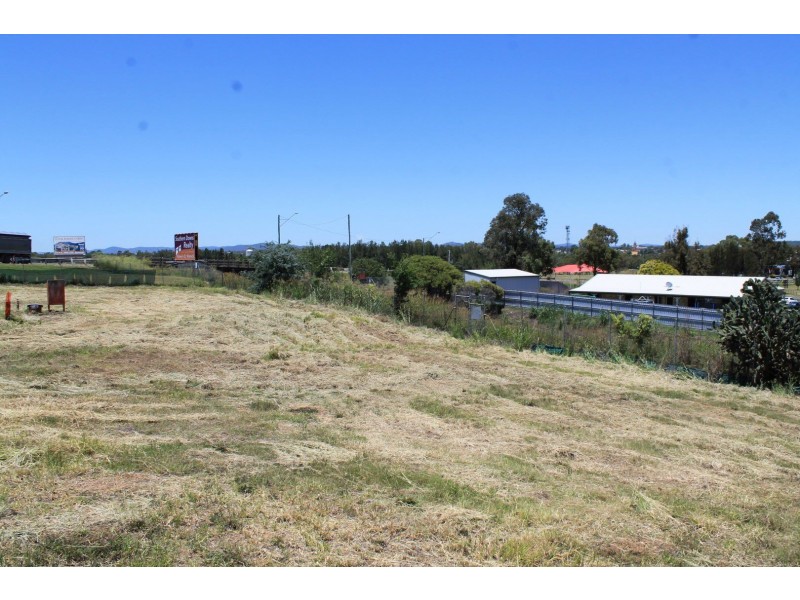 9 Alexandra Drive, Warwick QLD 4370