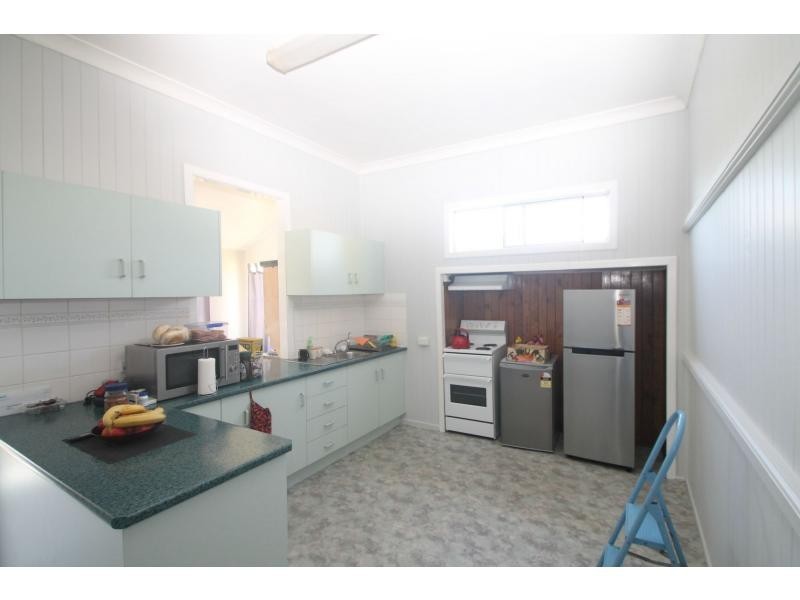 4 McEvoy Street, Warwick QLD 4370