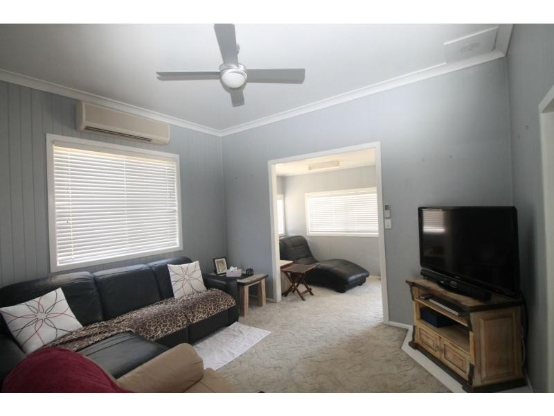 4 McEvoy Street, Warwick QLD 4370