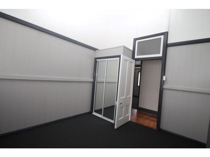 137 Wood Street, Warwick QLD 4370