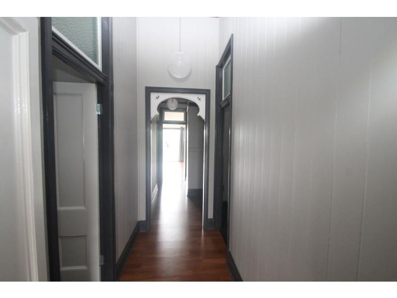 137 Wood Street, Warwick QLD 4370