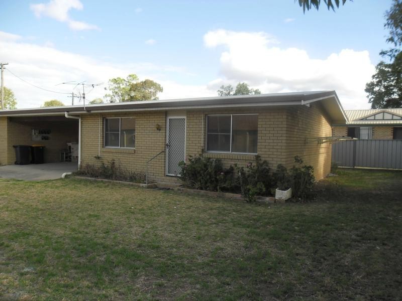 2/13 Wattle Avenue, Warwick QLD 4370