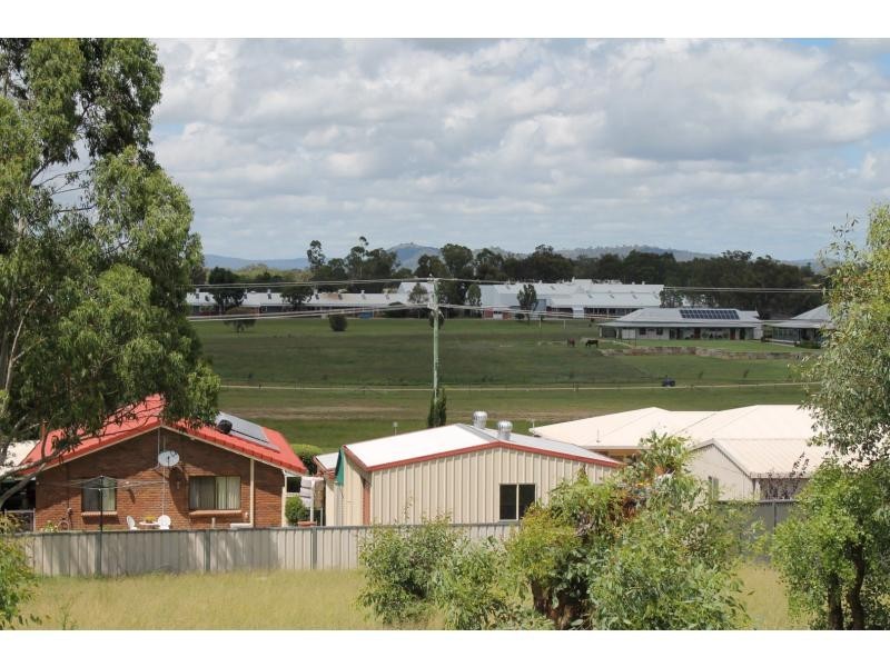 21 Walker Street, Warwick QLD 4370