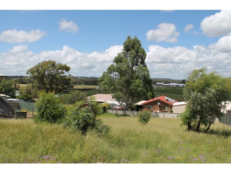 21 Walker Street, Warwick QLD 4370