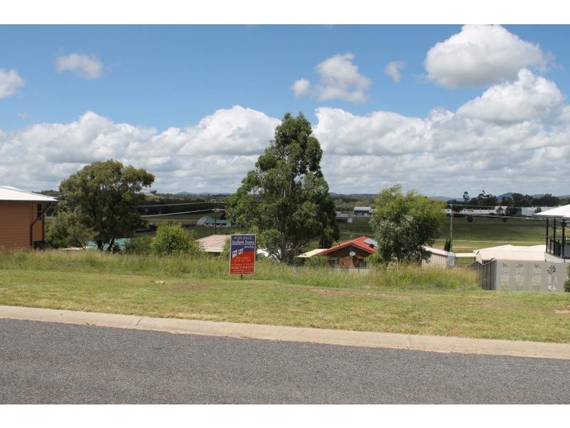 21 Walker Street, Warwick QLD 4370