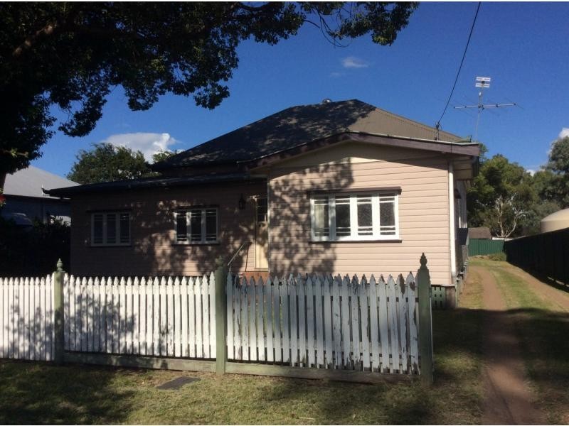 56 Canning Street, Warwick QLD 4370