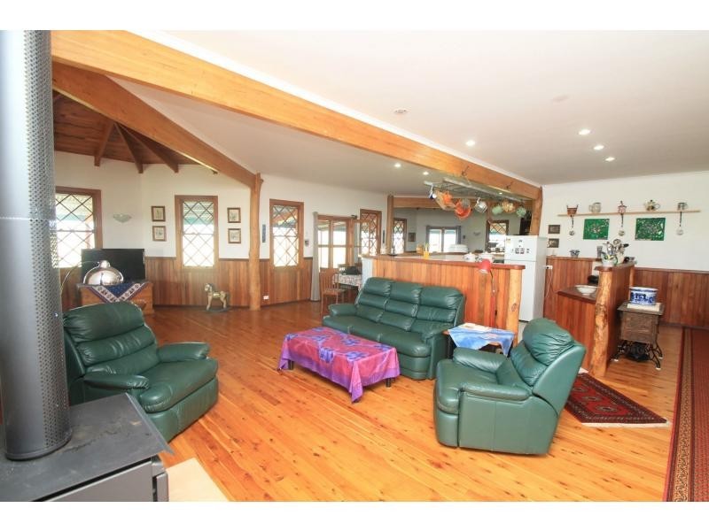 37 Hoffmans Road, Warwick QLD 4370