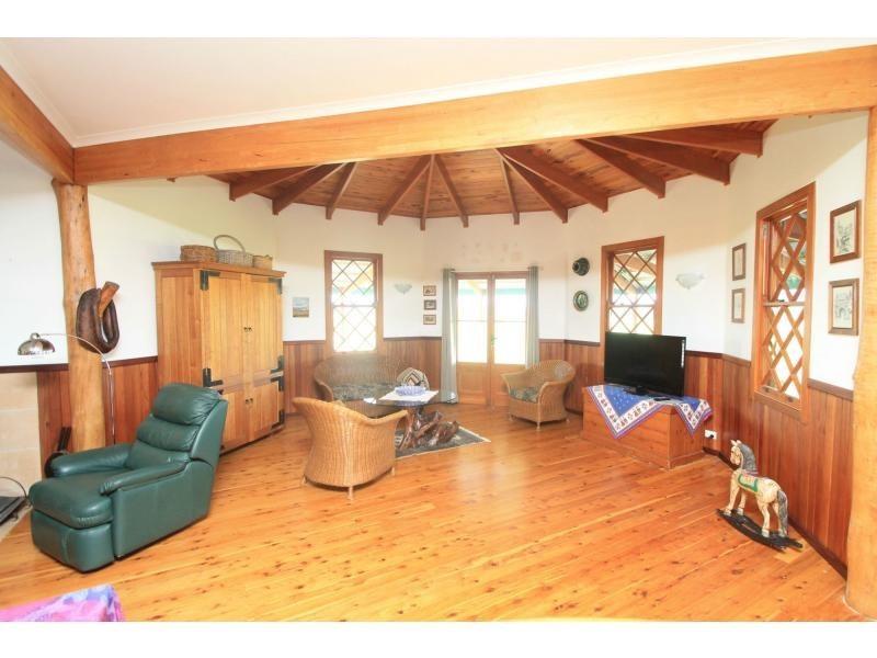 37 Hoffmans Road, Warwick QLD 4370