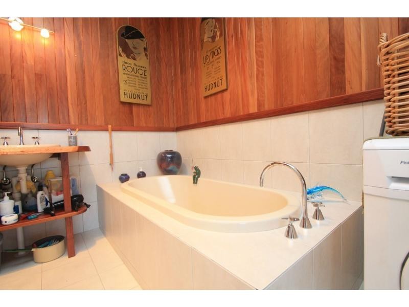 37 Hoffmans Road, Warwick QLD 4370