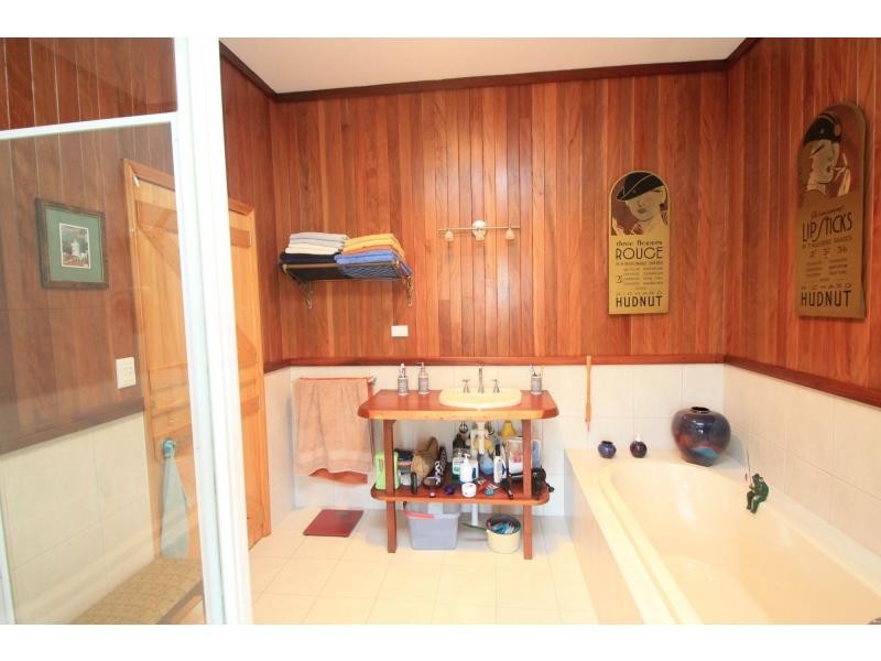 37 Hoffmans Road, Warwick QLD 4370