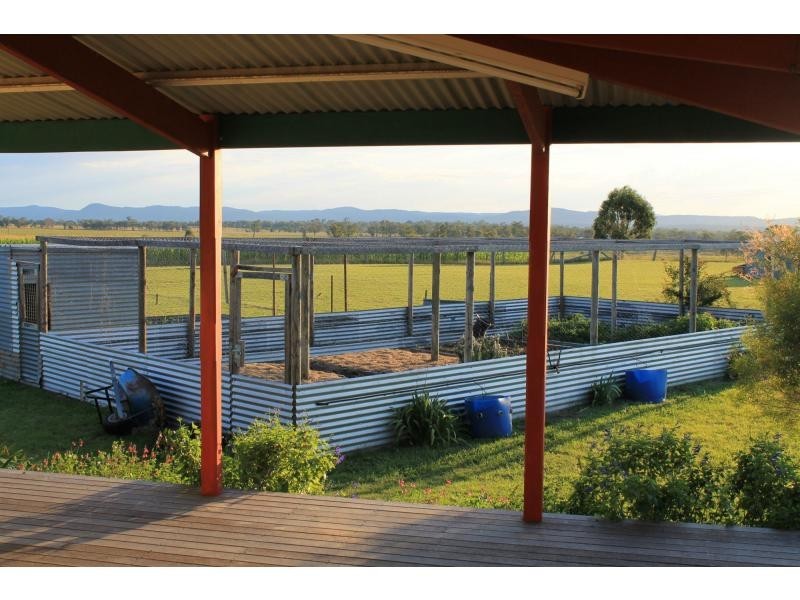 37 Hoffmans Road, Warwick QLD 4370