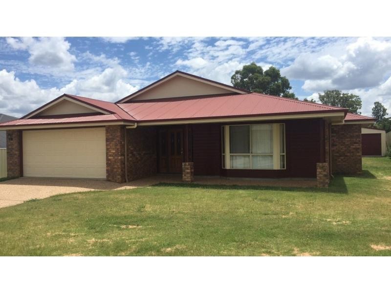 20 Lyons Crescent, Warwick QLD 4370