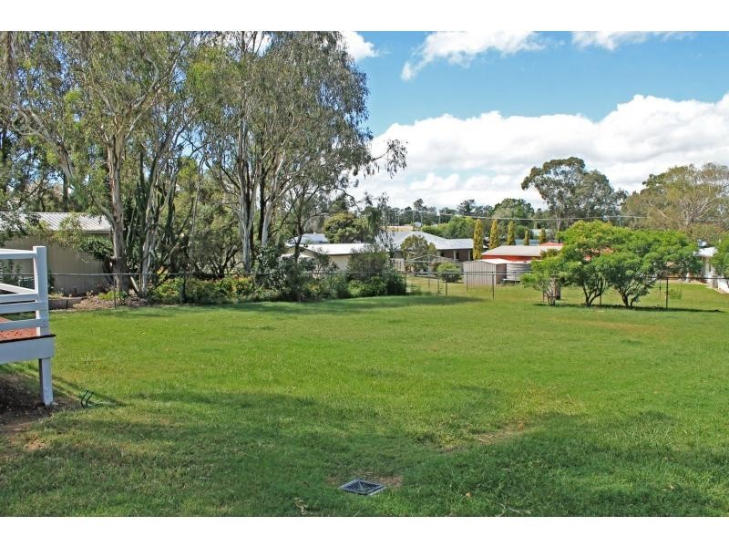 20 Ellwood Avenue, Warwick QLD 4370