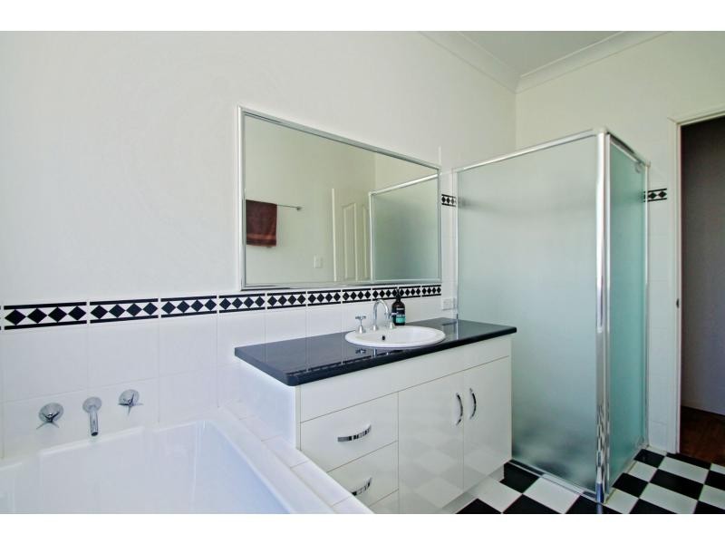 3 Condavale Drive, Warwick QLD 4370