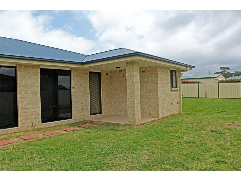 10 Himyar Drive, Warwick QLD 4370