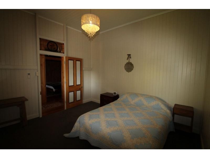 71 Dragon Street, Warwick QLD 4370