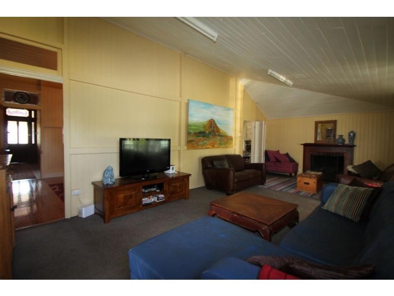 71 Dragon Street, Warwick QLD 4370