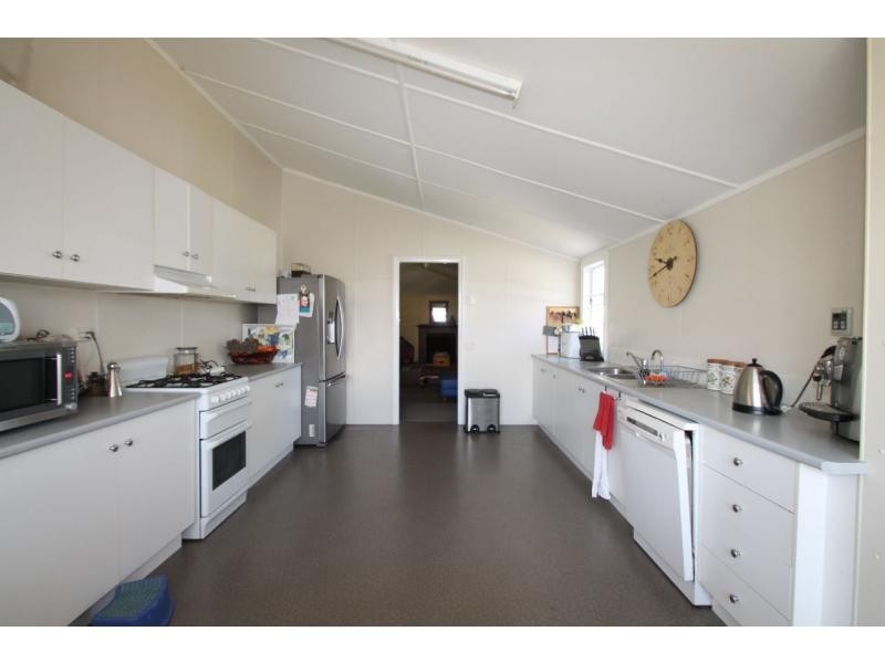 71 Dragon Street, Warwick QLD 4370