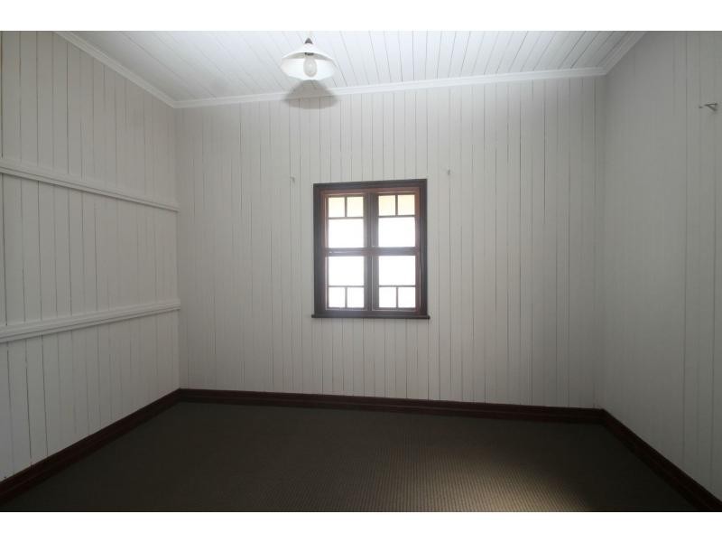 39a Lyons Street, Warwick QLD 4370