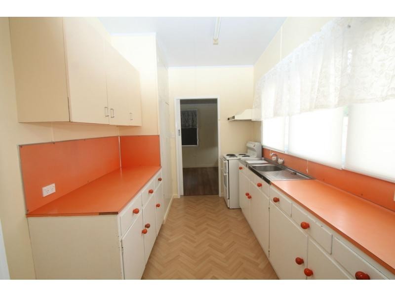 2 Furness Crescent, Warwick QLD 4370