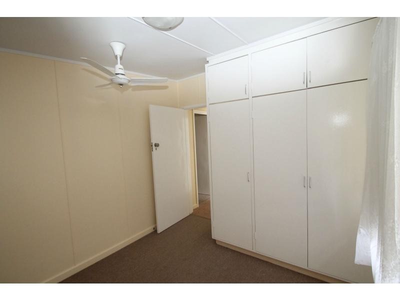 2 Furness Crescent, Warwick QLD 4370