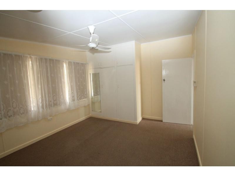 2 Furness Crescent, Warwick QLD 4370