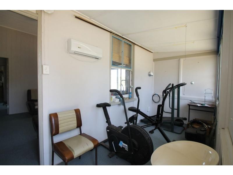 12 Devitt Street, Warwick QLD 4370