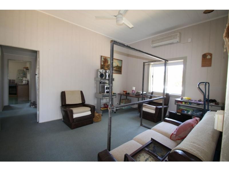12 Devitt Street, Warwick QLD 4370