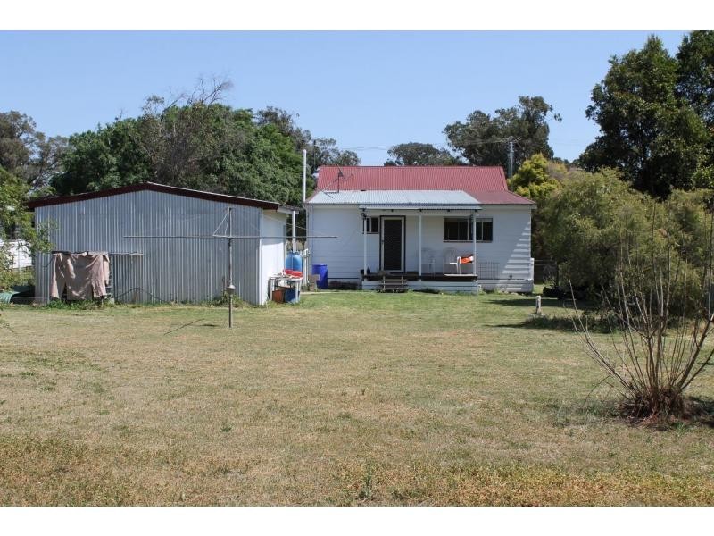 12 Devitt Street, Warwick QLD 4370