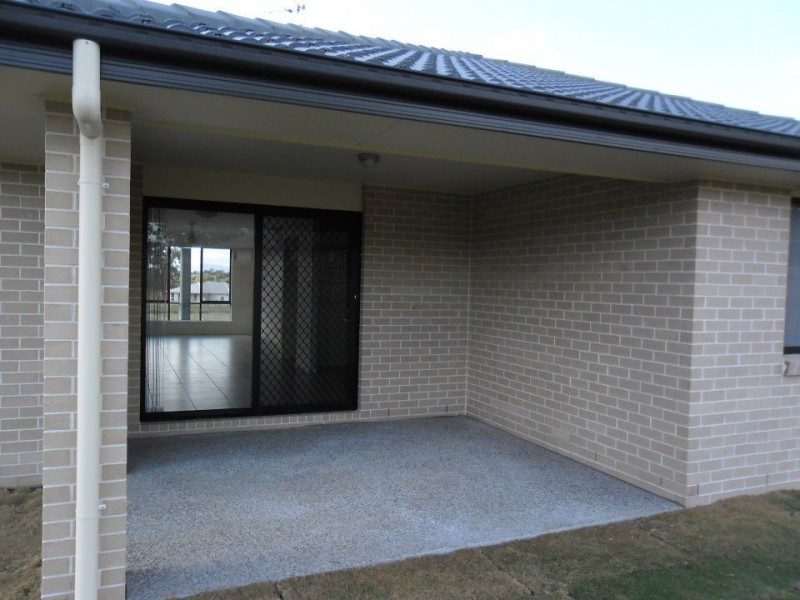 3 Bond Place, Warwick QLD 4370