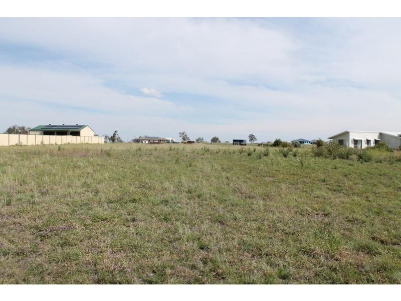 25 Derain Drive, Warwick QLD 4370