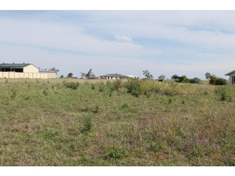 25 Derain Drive, Warwick QLD 4370