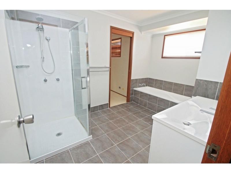 24 Peace Street, Warwick QLD 4370