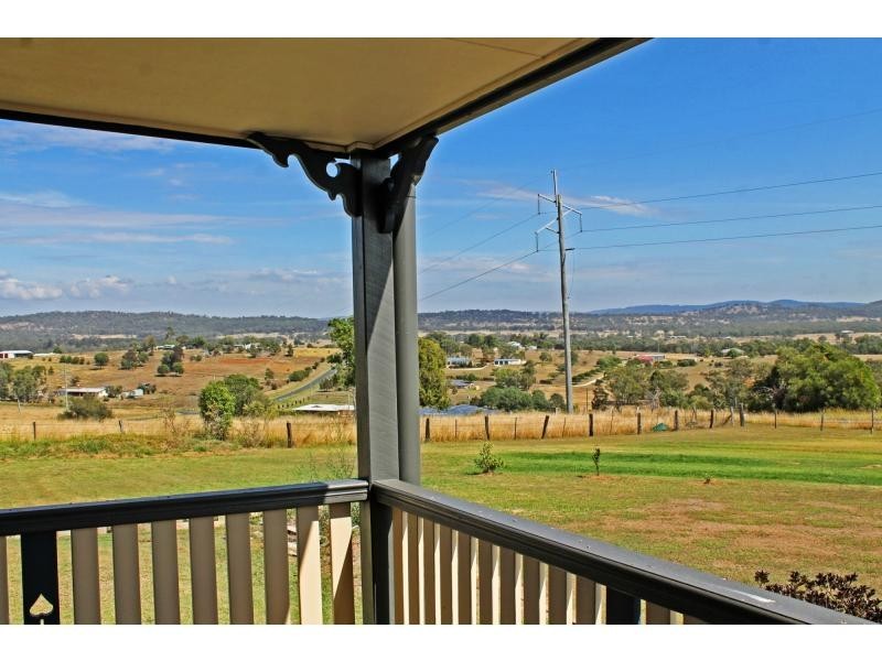 321 Glen Road, Rosenthal Heights QLD 4370