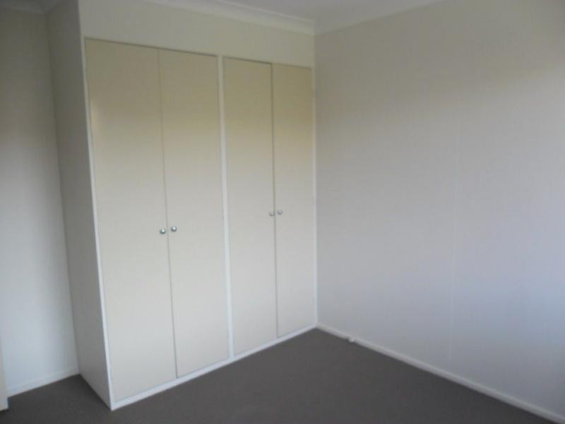 Unit 2 13 Wattle Avenue, Warwick QLD 4370