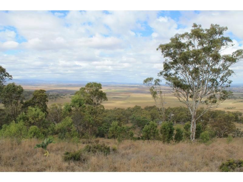 11 Amarina Avenue, Warwick QLD 4370