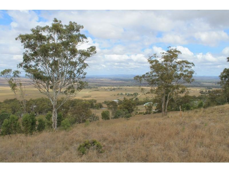 11 Amarina Avenue, Warwick QLD 4370