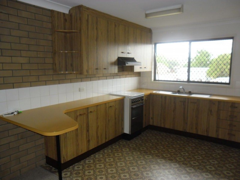 9/10 Myall Avenue, Warwick QLD 4370
