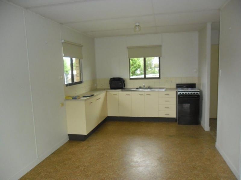 Unit 2 10 Aspinall Street, Warwick QLD 4370