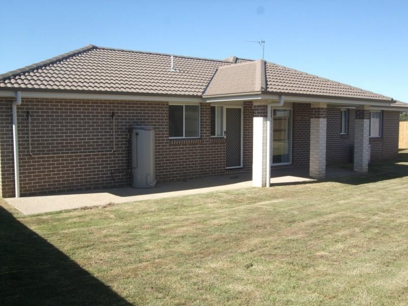 4 Olsen Street, Warwick QLD 4370