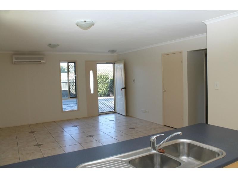 1/7 Coorey Place, Warwick QLD 4370