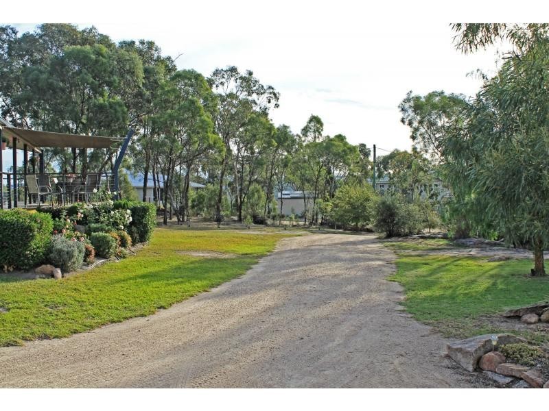 19 Cummerford Road, Stanthorpe QLD 4380
