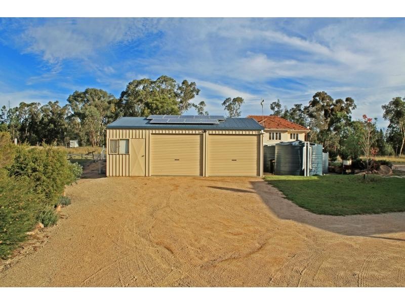 19 Cummerford Road, Stanthorpe QLD 4380
