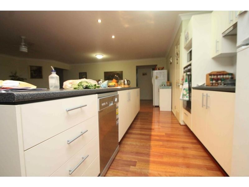 27 Iceberg Court, Warwick QLD 4370