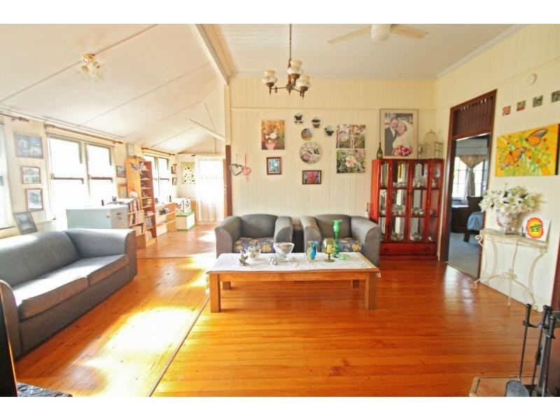 13 Douglas Street, Warwick QLD 4370
