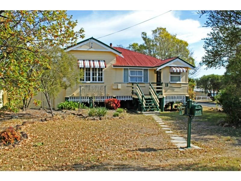 13 Douglas Street, Warwick QLD 4370