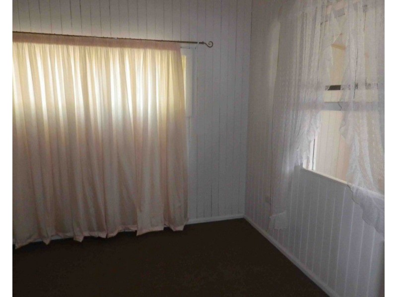 4 Gore Street, Warwick QLD 4370