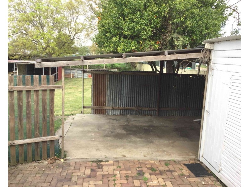 4 Gore Street, Warwick QLD 4370